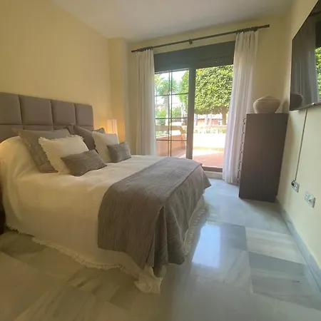Apartment 1197: 3 Bedroom Grd Floor Hacienda Del Sol Estepona