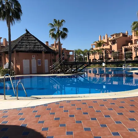 1197: 3 Bedroom Grd Floor Hacienda Del Sol * Estepona