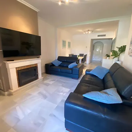 Apartment 1197: 3 Bedroom Grd Floor Hacienda Del Sol *